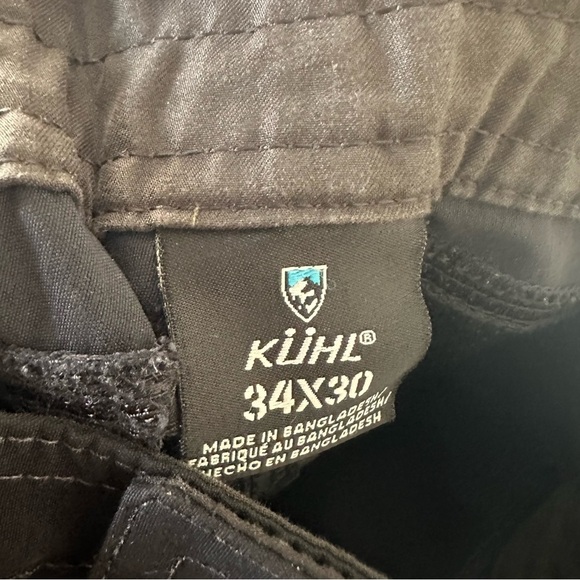 Kuhl Black Cargo Pants with Elastic Detail‎ - Picture 4 of 7